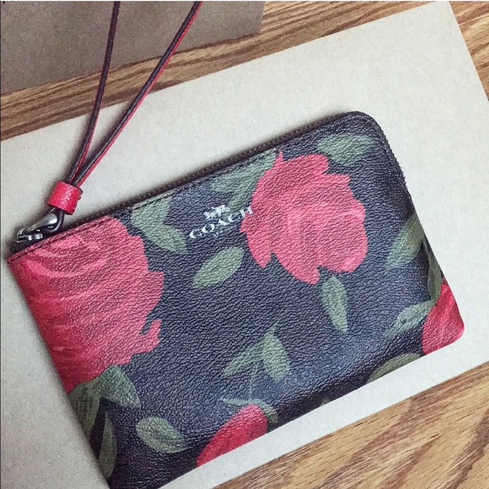 Rose print coach wallet🌹